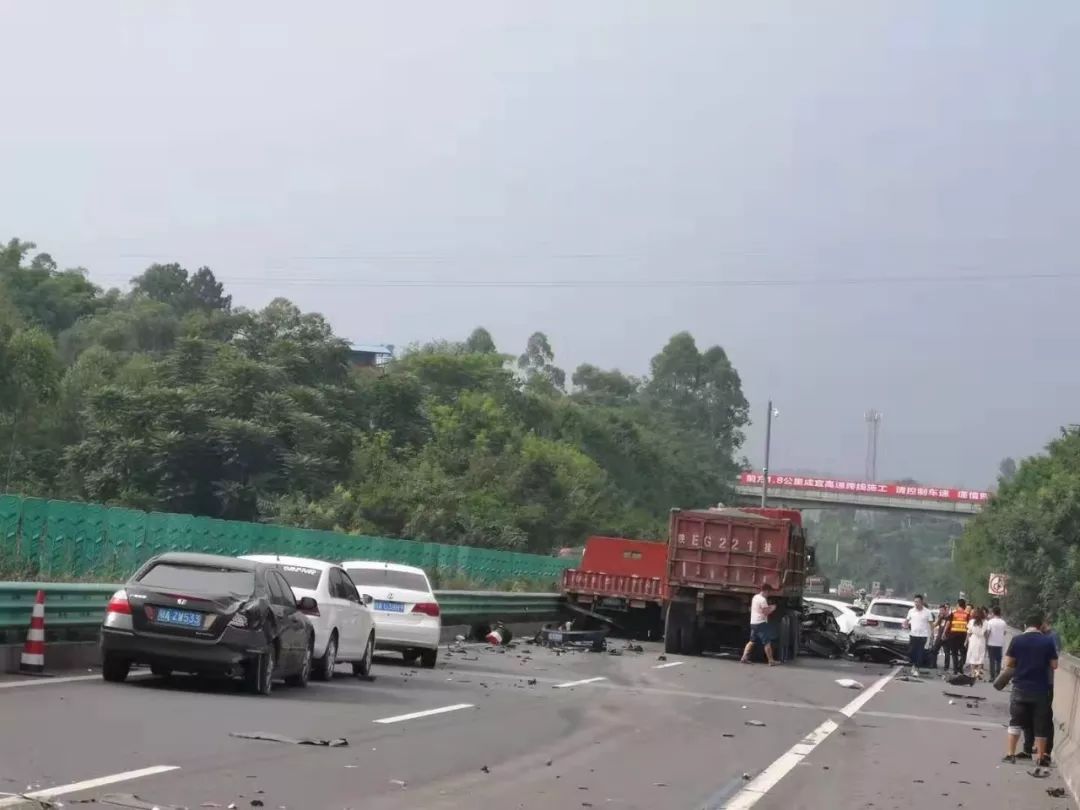 遂资眉高速车祸事件深度剖析